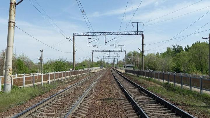 В прошлом году трое саратовских водитеелй выплатили компенсации за ущерб железной дороге В прошлом году трое саратовских водитеелй выплатили компенсации за ущерб железной дороге