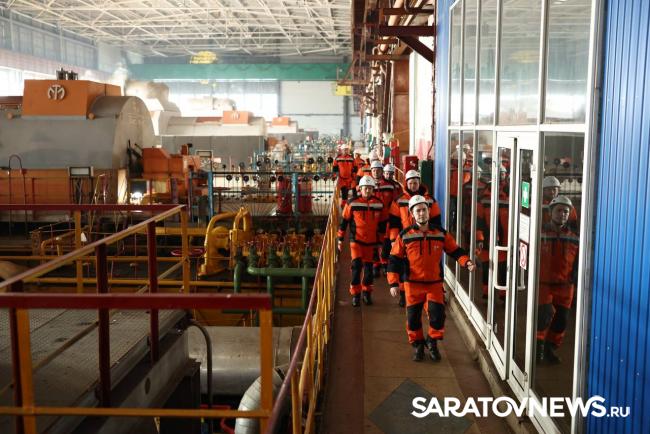 Павел Сниккарс посетил энергообъекты «Т Плюс» в Саратове Павел Сниккарс посетил энергообъекты «Т Плюс» в Саратове