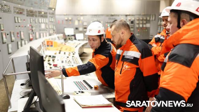 Павел Сниккарс посетил энергообъекты «Т Плюс» в Саратове Павел Сниккарс посетил энергообъекты «Т Плюс» в Саратове