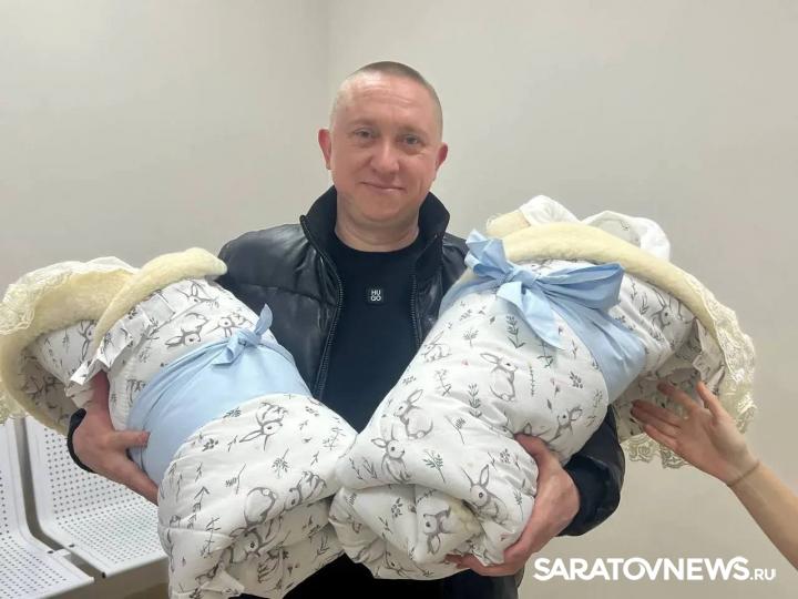 Сенсация в перинатальном центре 8-й горбольницы Саратова — 11 двоен за первый месяц года! Сенсация в перинатальном центре 8-й горбольницы Саратова — 11 двоен за первый месяц года!