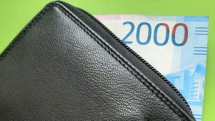Житель Саратова отправился нга отработку за долг по алиментам Житель Саратова отправился нга отработку за долг по алиментам