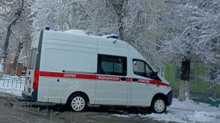 Детей из Балаково с диабетом и отравлением доставили в Саратов на санавиации Детей из Балаково с диабетом и отравлением доставили в Саратов на санавиации