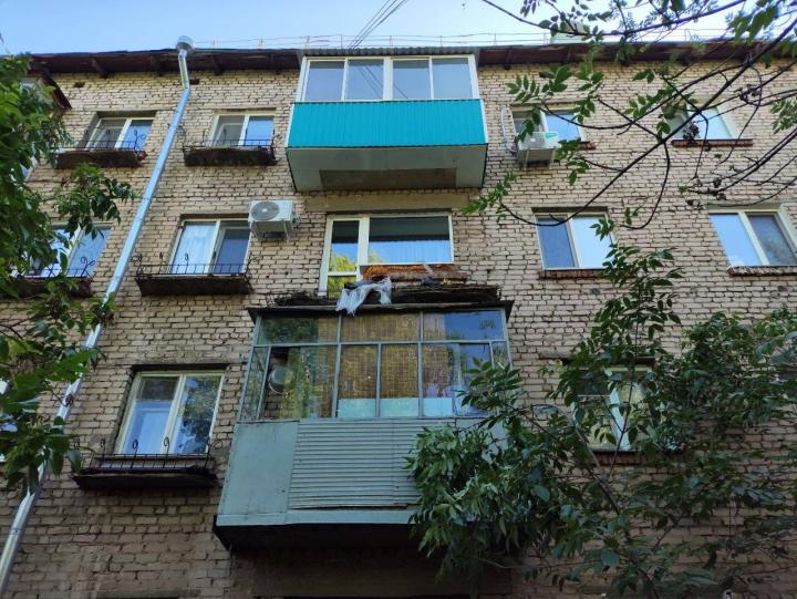 В Балаково директор УК пойдёт под суд за обрушение балкона — мужчина упал с 3 этажа и получил тяжкий вред здоровью