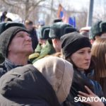 В Парке Победы Саратова на мемориал добавили имена 200 погибших участников СВО