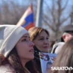 В Парке Победы Саратова на мемориал добавили имена 200 погибших участников СВО
