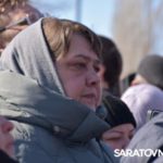 В Парке Победы Саратова на мемориал добавили имена 200 погибших участников СВО