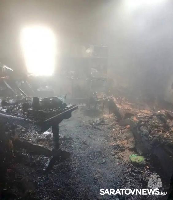 Двое мужчин погибли на пожаре в Саратовской области