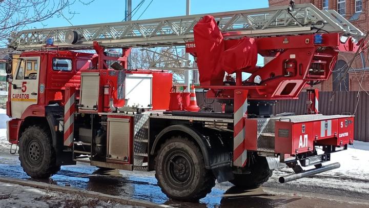 Пенсионерка попала в ожоговый центр после пожара в доме на 6-й Дачной в Саратове Пенсионерка попала в ожоговый центр после пожара в доме на 6-й Дачной в Саратове