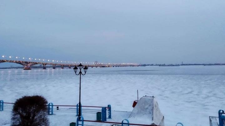 В Саратовской области с 12 марта официально запретили выходить на лёд В Саратовской области с 12 марта официально запретили выходить на лёд
