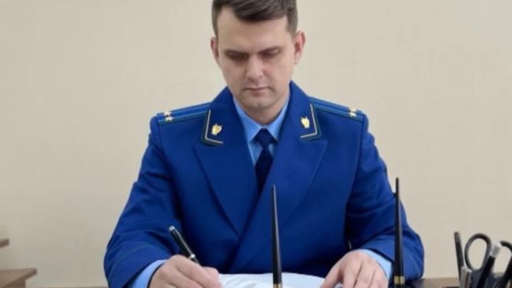 Трое водителей из Энгельса ответят в суде за взятки начальнику Трое водителей из Энгельса ответят в суде за взятки начальнику