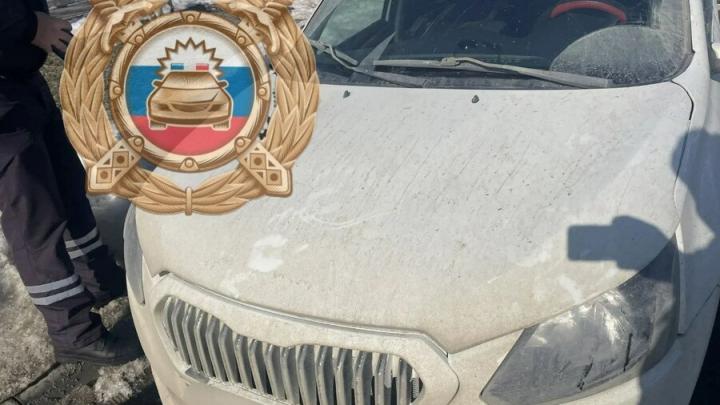 В Вольске ночью иномарка сбила юношу В Вольске ночью иномарка сбила юношу