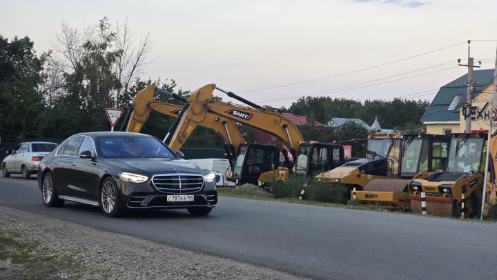 В Саратовской области отремонтируют около 400 км дорог за 14,7 млрд рублей В Саратовской области отремонтируют около 400 км дорог за 14,7 млрд рублей