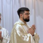 Ночная служба и пасхальный огонь: как в Саратове встретили католическую Пасху
