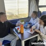 В пригородной электричке саратовцы бесплатно проверили здоровье