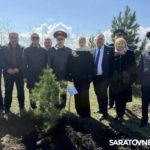 Сотрудники Следственного комитета Саратовской области высадили кедры на месте приземления Юрия Гагарина Сотрудники Следственного комитета Саратовской области высадили кедры на месте приземления Юрия Гагарина
