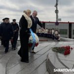 Сотрудники Следственного комитета Саратовской области высадили кедры на месте приземления Юрия Гагарина Сотрудники Следственного комитета Саратовской области высадили кедры на месте приземления Юрия Гагарина
