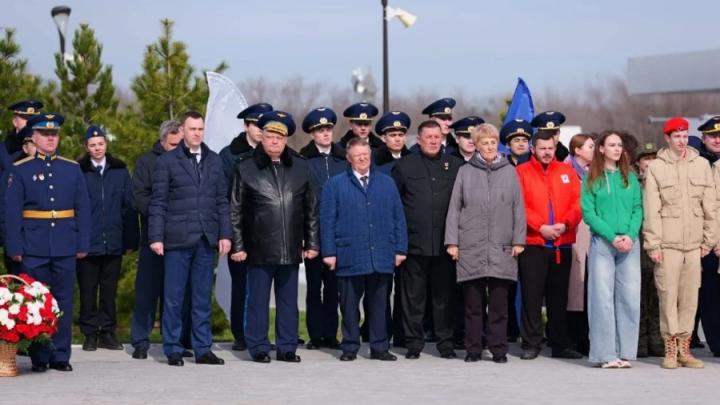 В Парке покорителей космоса проходят торжественные мероприятия В Парке покорителей космоса проходят торжественные мероприятия