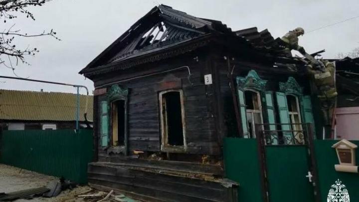 На пожаре в Красноармейском районе погибла пожилая женщина На пожаре в Красноармейском районе погибла пожилая женщина
