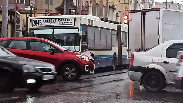 В автобусах до Энгельса также подорожает проезд В автобусах до Энгельса также подорожает проезд