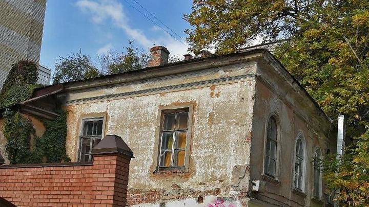 Два старинных дома в Саратове официально признали памятниками Два старинных дома в Саратове официально признали памятниками