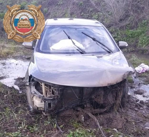 Авария рядом с селом Перелюб: 7-летняя девочка и 5-летний мальчик в больнице Авария рядом с селом Перелюб: 7-летняя девочка и 5-летний мальчик в больнице