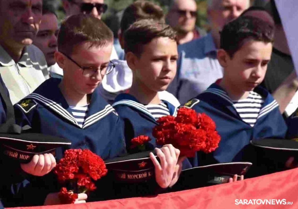 В Саратове на Соколовой горе прошло празднование 81-й годовщины Победы