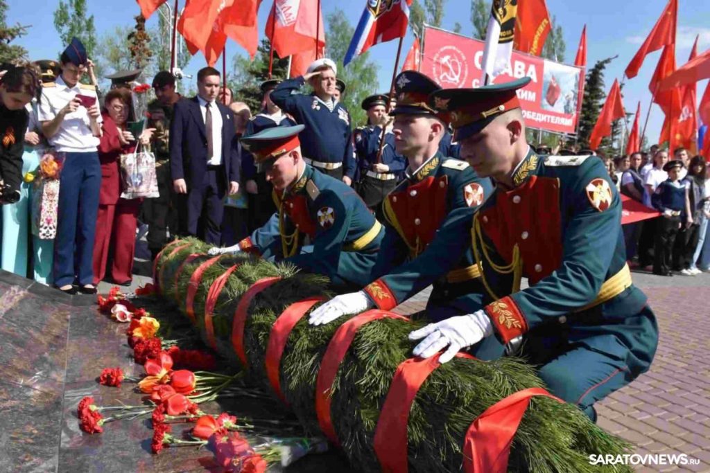 В Саратове на Соколовой горе прошло празднование 81-й годовщины Победы