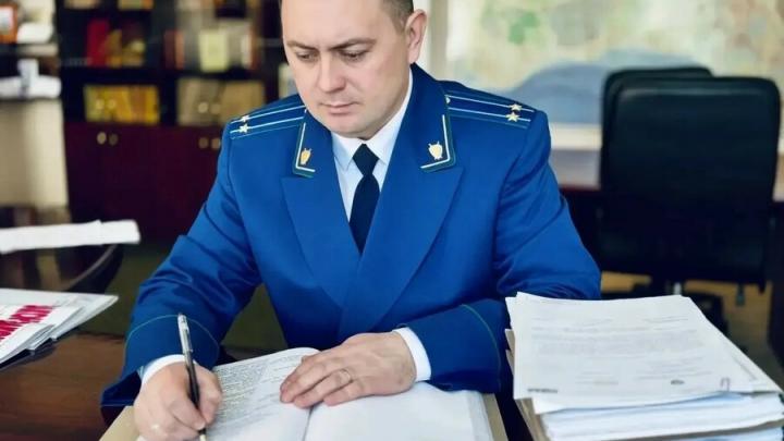Саратовского полицейского будут судить за взятку в 190 тысяч рублей Саратовского полицейского будут судить за взятку в 190 тысяч рублей