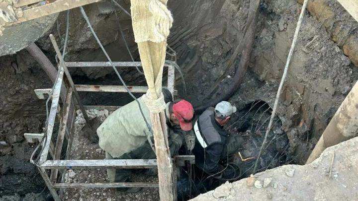 В Энгельсе продолжают подготовку к прокладке нового трубопровода на улице Менделеева В Энгельсе продолжают подготовку к прокладке нового трубопровода на улице Менделеева