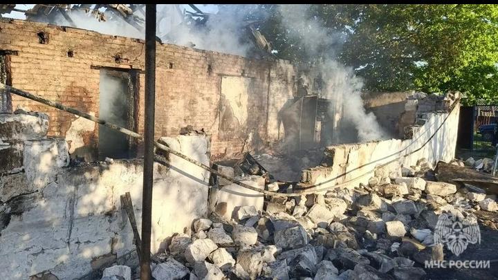Пенсионерка погибла в ночном пожаре в Саратовской области Пенсионерка погибла в ночном пожаре в Саратовской области
