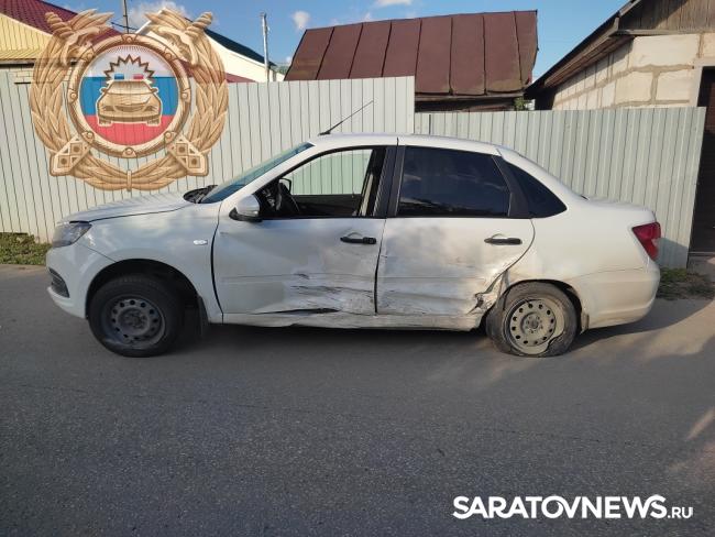 Водитель «Гранты» пострадал в ДТП с автоледи в Саратовской области Водитель «Гранты» пострадал в ДТП с автоледи в Саратовской области