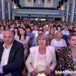 В Саратовской филармонии наградили лучших врачей В Саратовской филармонии наградили лучших врачей