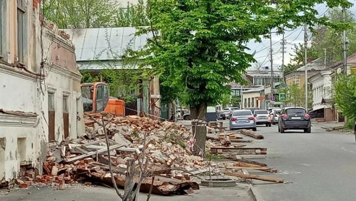 В Волжском района Саратова снесут еще два дома В Волжском района Саратова снесут еще два дома