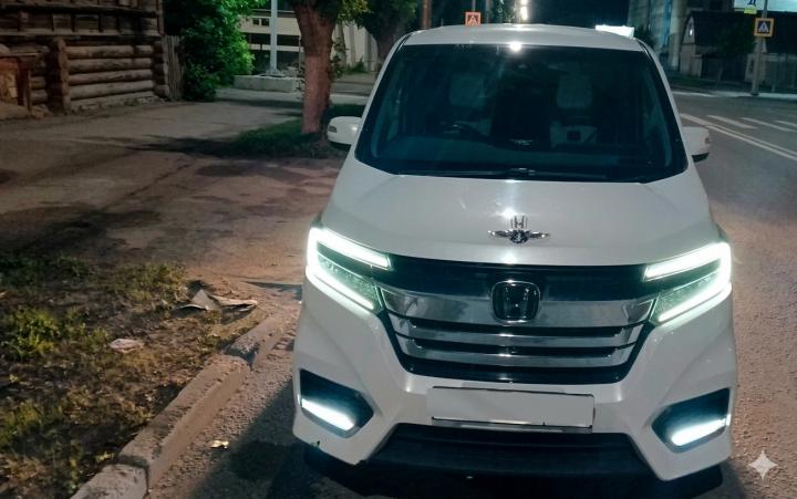 Ночной наезд на Соколовой: в Саратове минивэн Honda сбил женщину на «зебре» Ночной наезд на Соколовой: в Саратове минивэн Honda сбил женщину на «зебре»