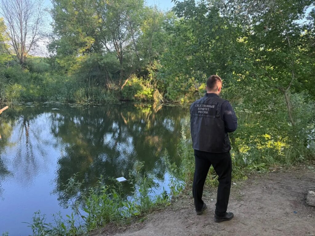 Трагедия на воде: в пруду под Саратовом нашли мужчину Трагедия на воде: в пруду под Саратовом нашли мужчину