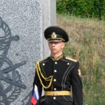 На набережной Саратова прошли торжества в честь 330-летия Военно-морского флота На набережной Саратова прошли торжества в честь 330-летия Военно-морского флота