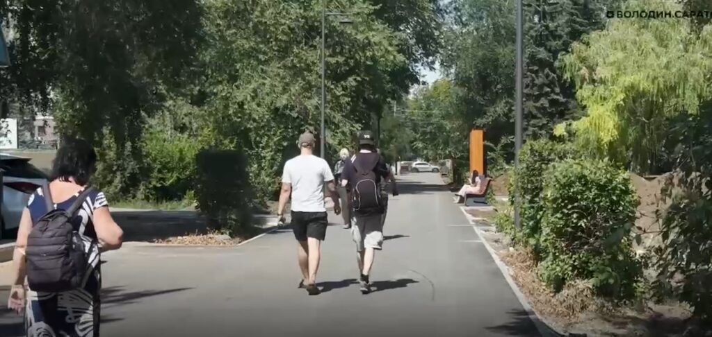 В Саратове до ноября завершат полное обновление бульвара на улице Астраханской