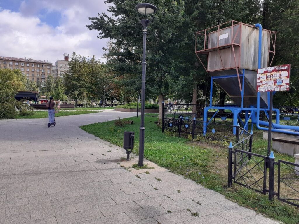 Аллея у Крытого рынка: что с ней не так Аллея у Крытого рынка: что с ней не так