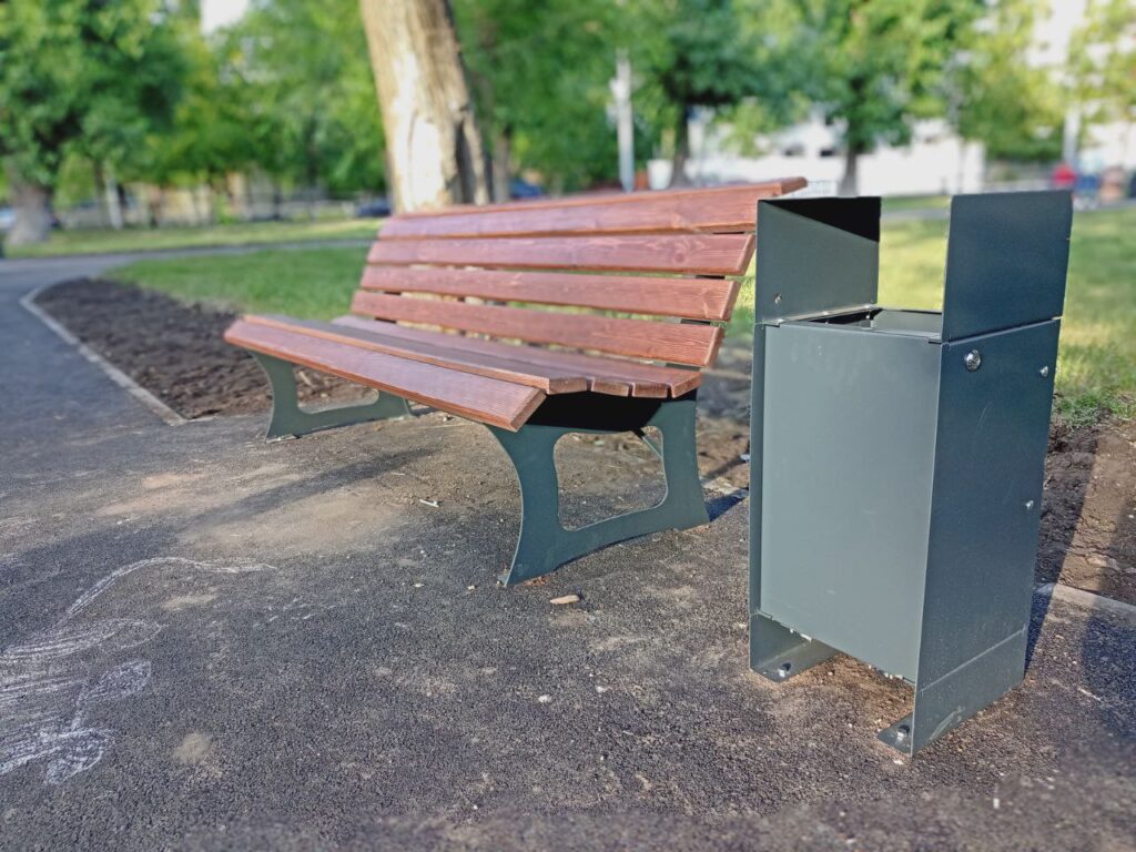 На Шуровой горе в Энгельсе отремонтируют девять дворов за 46 млн На Шуровой горе в Энгельсе отремонтируют девять дворов за 46 млн