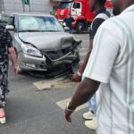 В центре Саратова на пешеходном переходе столкнулись две легковушки