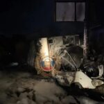 В Саратове «ГАЗель» въехала в столб и загорелась