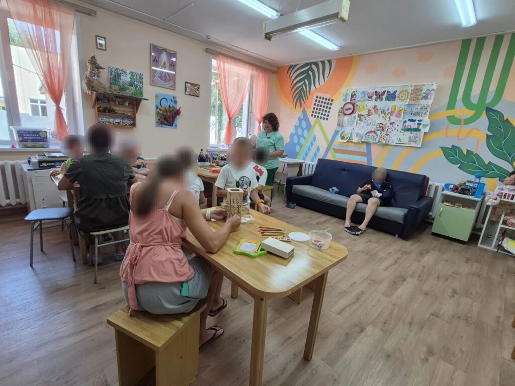 В Балакове хирурги извлекли монету из пищевода двухлетнего ребенка
