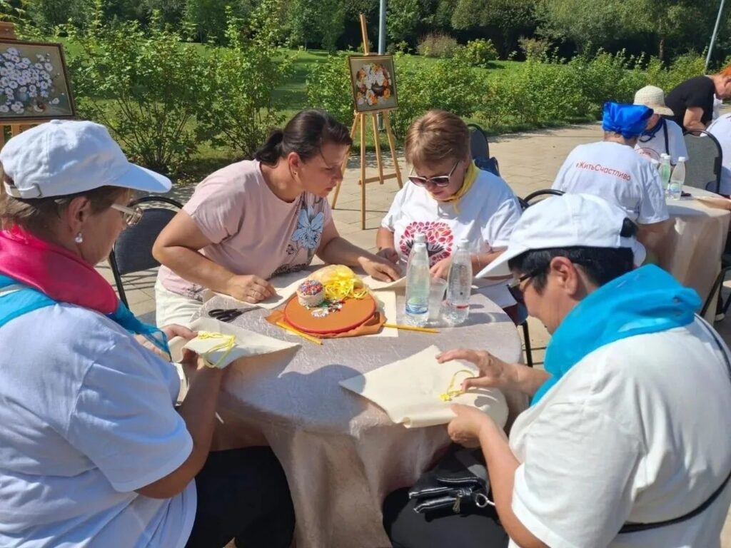 Саратовских пенсионеров научат становиться звездами интернета Саратовских пенсионеров научат становиться звездами интернета