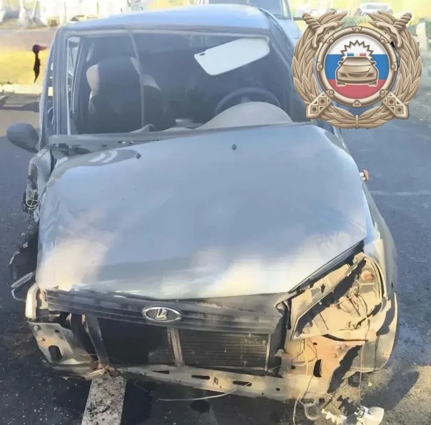 В Балакове «Калина» врезалась в столб: есть пострадавшая В Балакове «Калина» врезалась в столб: есть пострадавшая