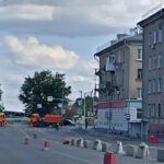 Ограждения и завеса пыли: что сейчас происходит у обрушившейся многоэтажки в Саратове