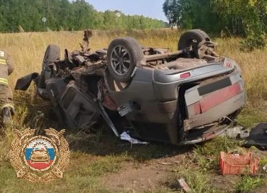 В Саратовской области перевернулась «11-я»: водитель в больнице В Саратовской области перевернулась «11-я»: водитель в больнице