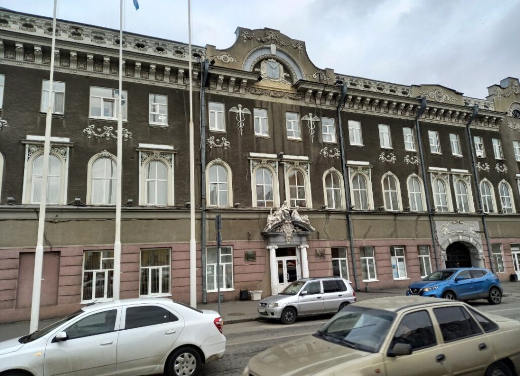 В мэрии Саратова на административной комиссии рассмотрели 257 дел В мэрии Саратова на административной комиссии рассмотрели 257 дел