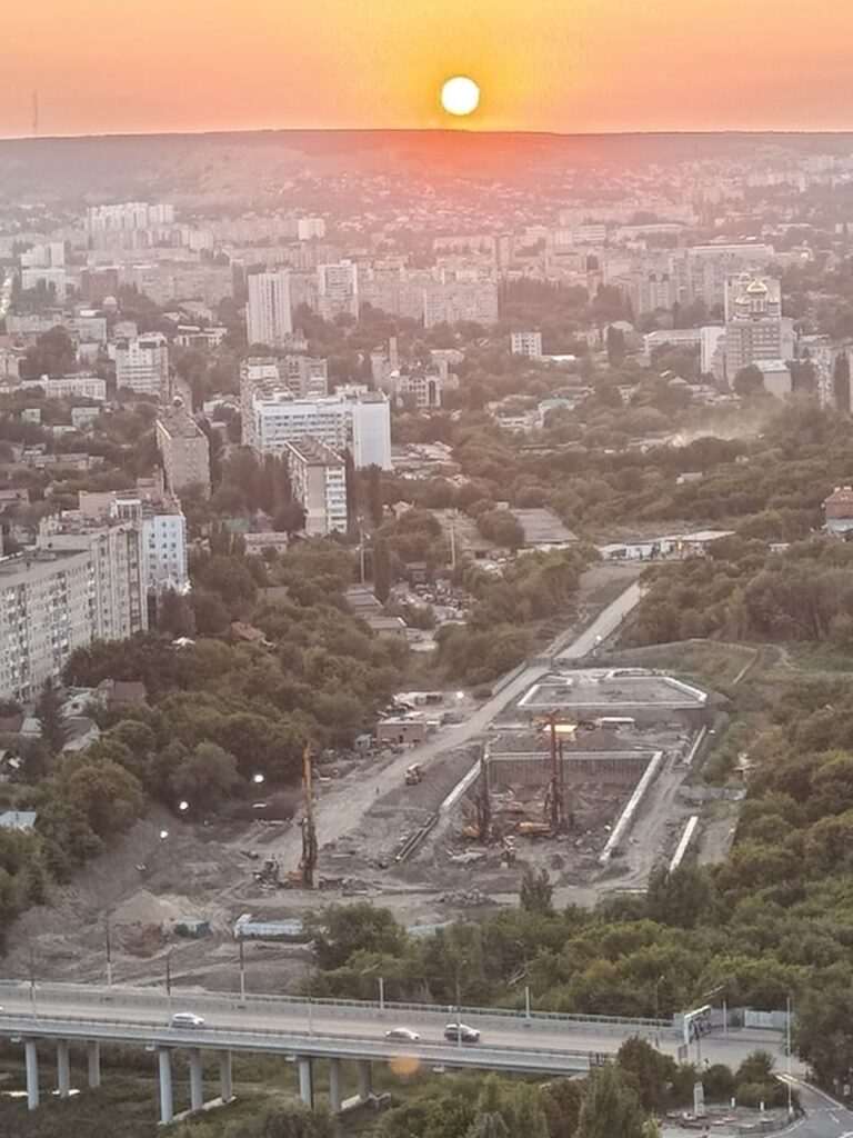 В Глебучевом овраге продолжается строительство очистных сооружений