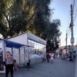 На Привокзальной площади в Саратове сносят ларьки