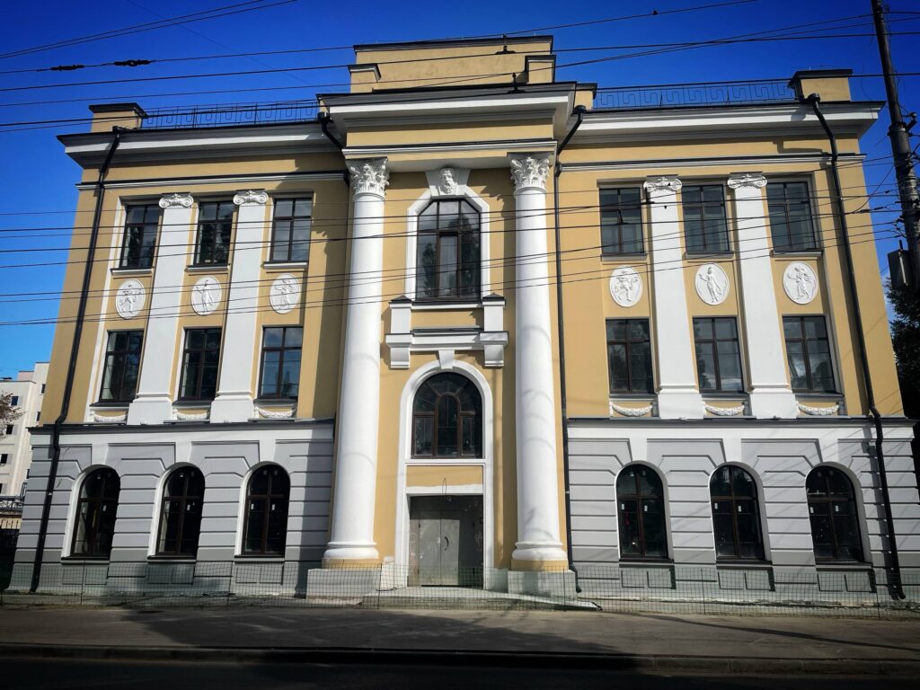 Изменения в ходе реконструкции здания бывшей 99-й школы в Саратове